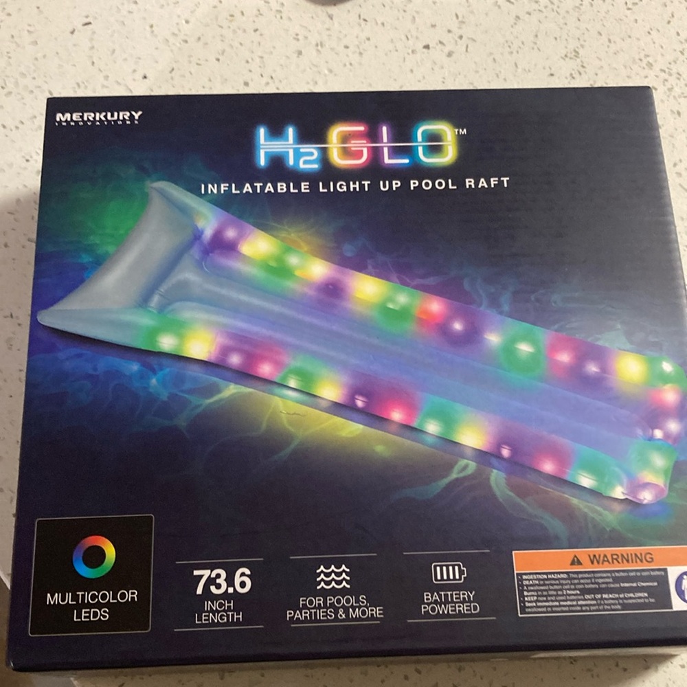 Mercury H2GLO led light up raft NWT